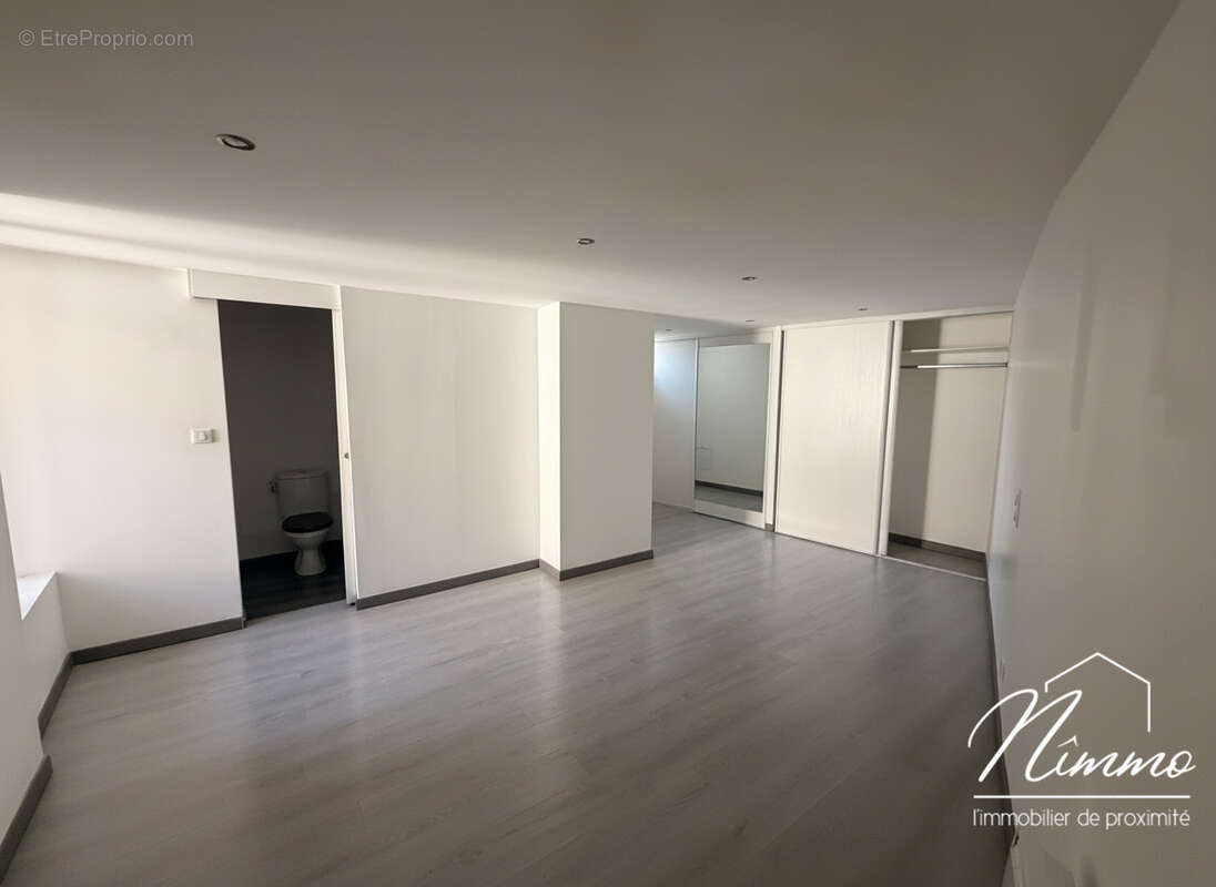 Appartement à NIMES
