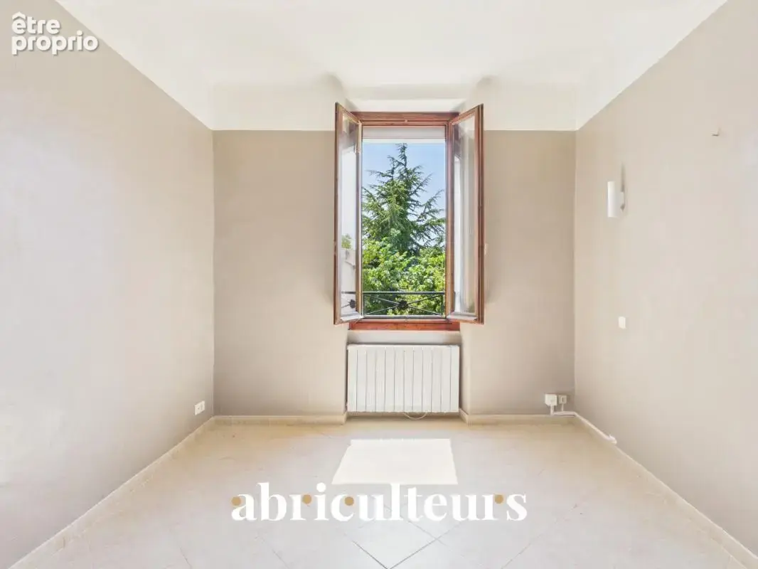 Maison de village avec jardin, garage, cave et grenier aménageable à Saint-Cannat - photo 11