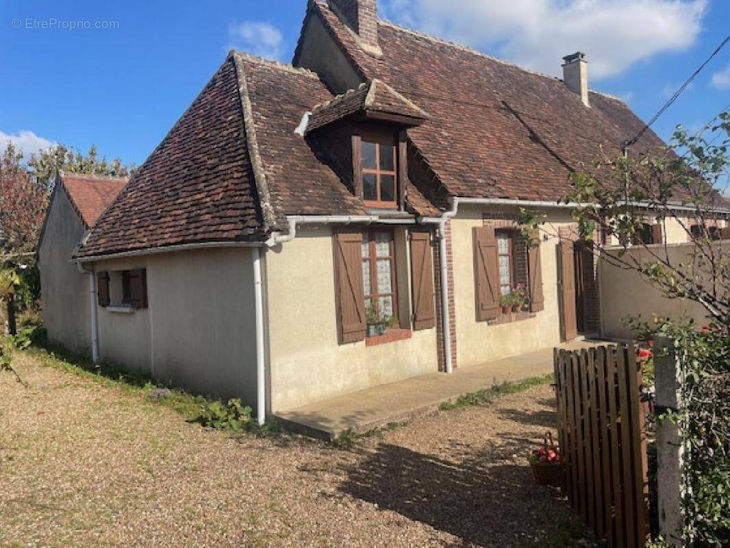 Maison à AUTHON-DU-PERCHE