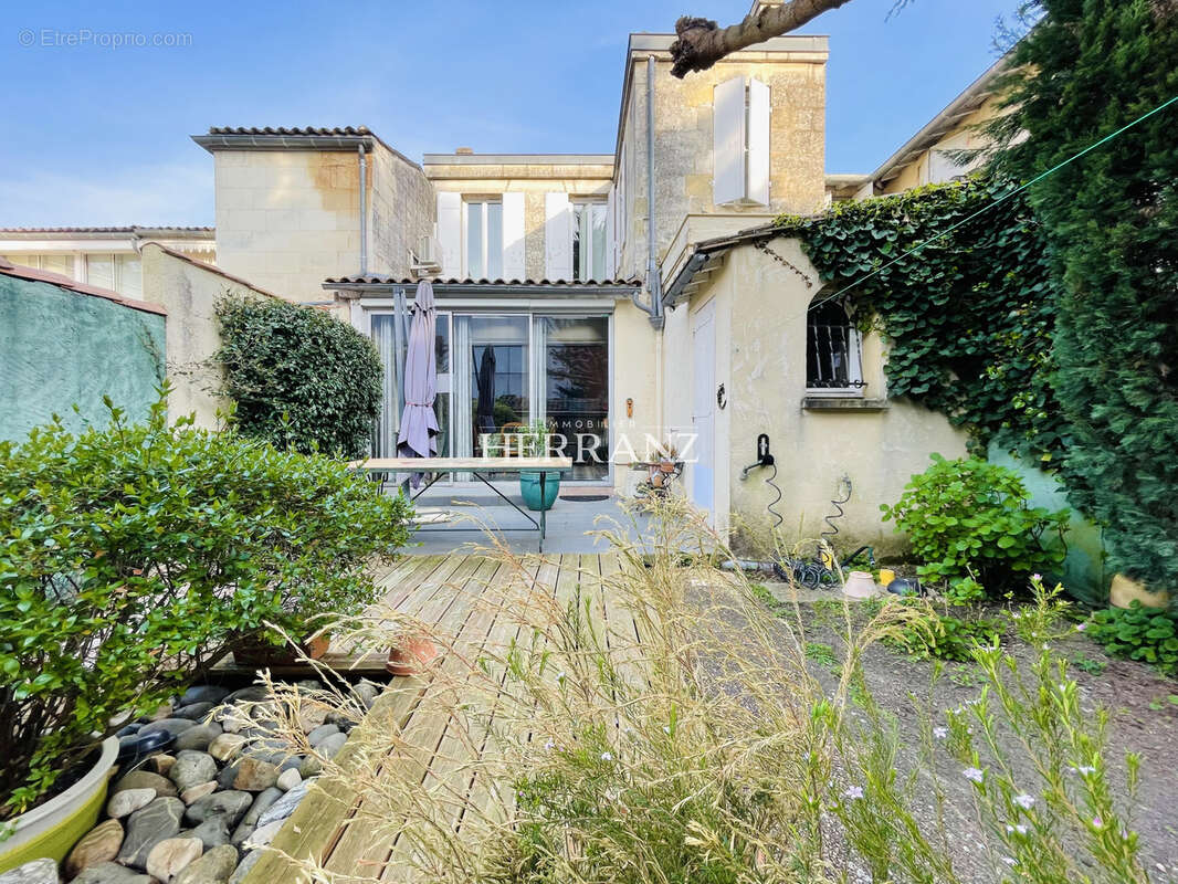 Maison à LIBOURNE