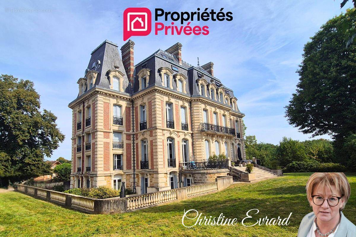 Appartement à LIMOURS