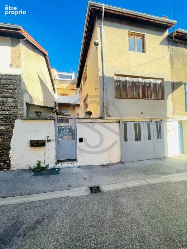 Immeuble de rapport lcsa - local commercial - logements - garage - cave - photo 2
