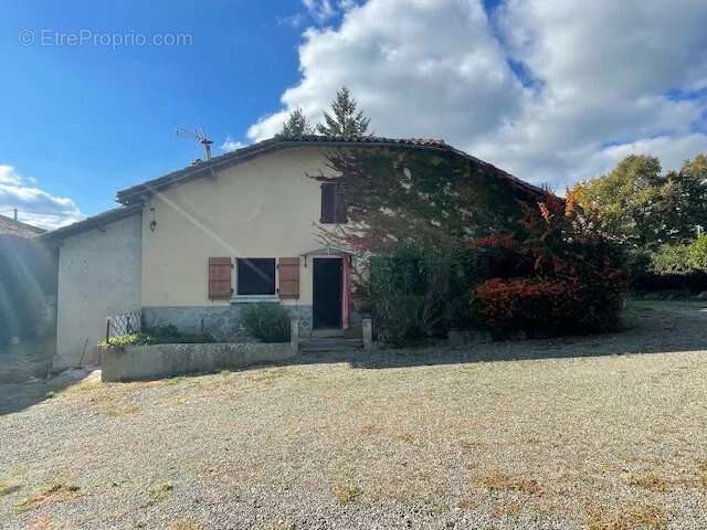 Maison à LIAS-D&#039;ARMAGNAC