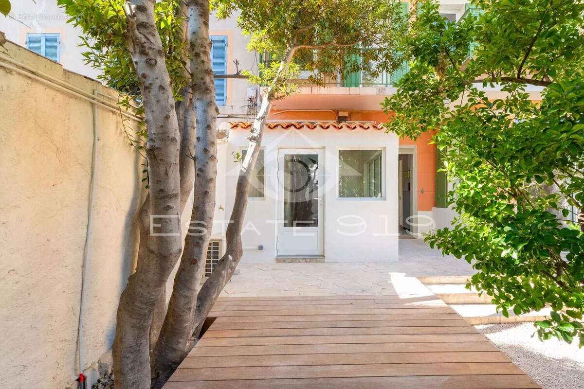 Appartement à MARSEILLE-7E