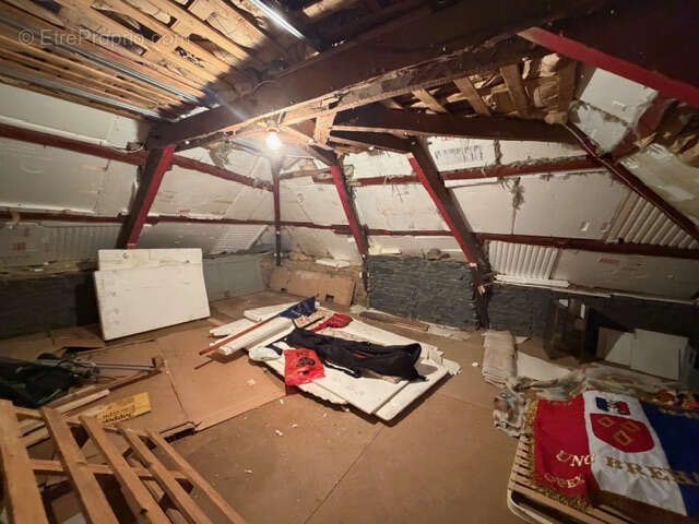 Murs et fonds de bar licence iv avec maison 4 chambres - photo 27