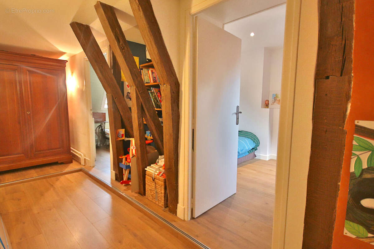 Appartement à MOULINS