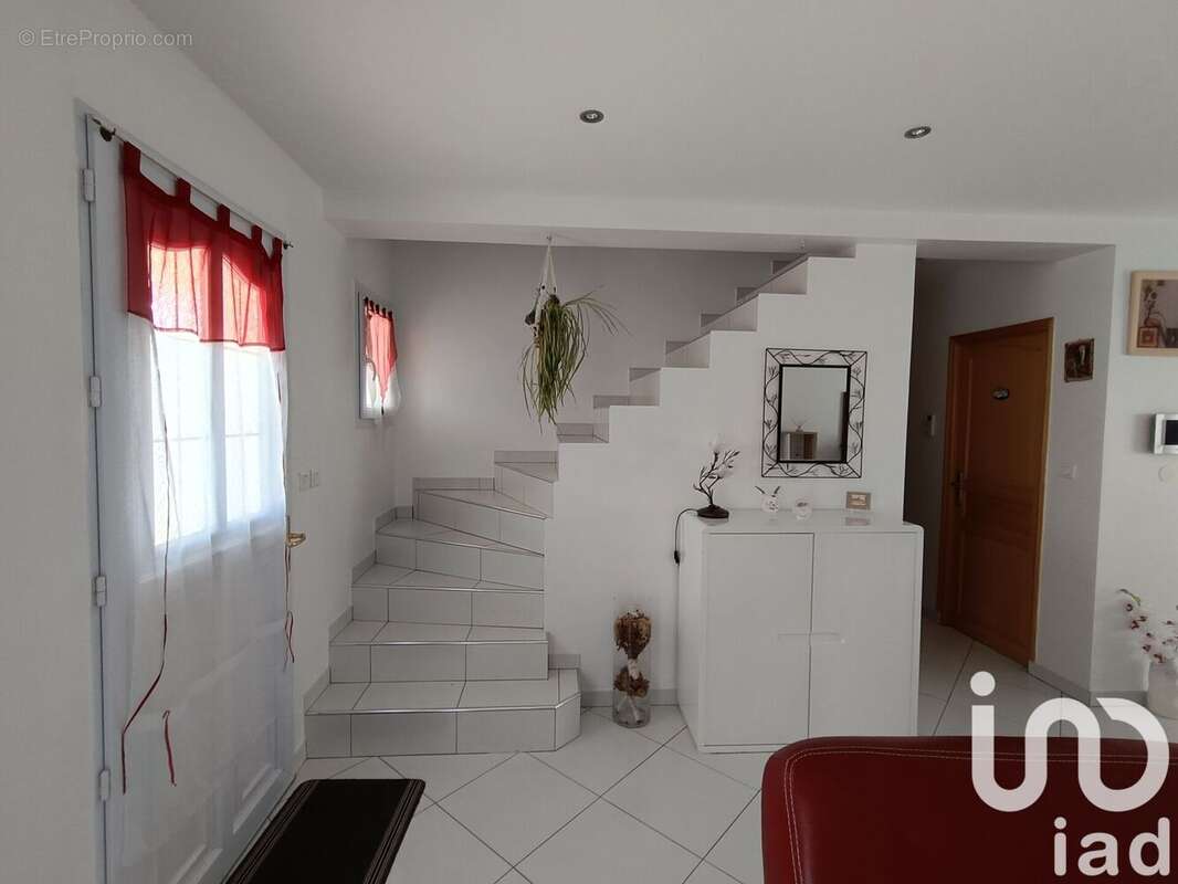 Photo 4 - Maison à VIRY-CHATILLON