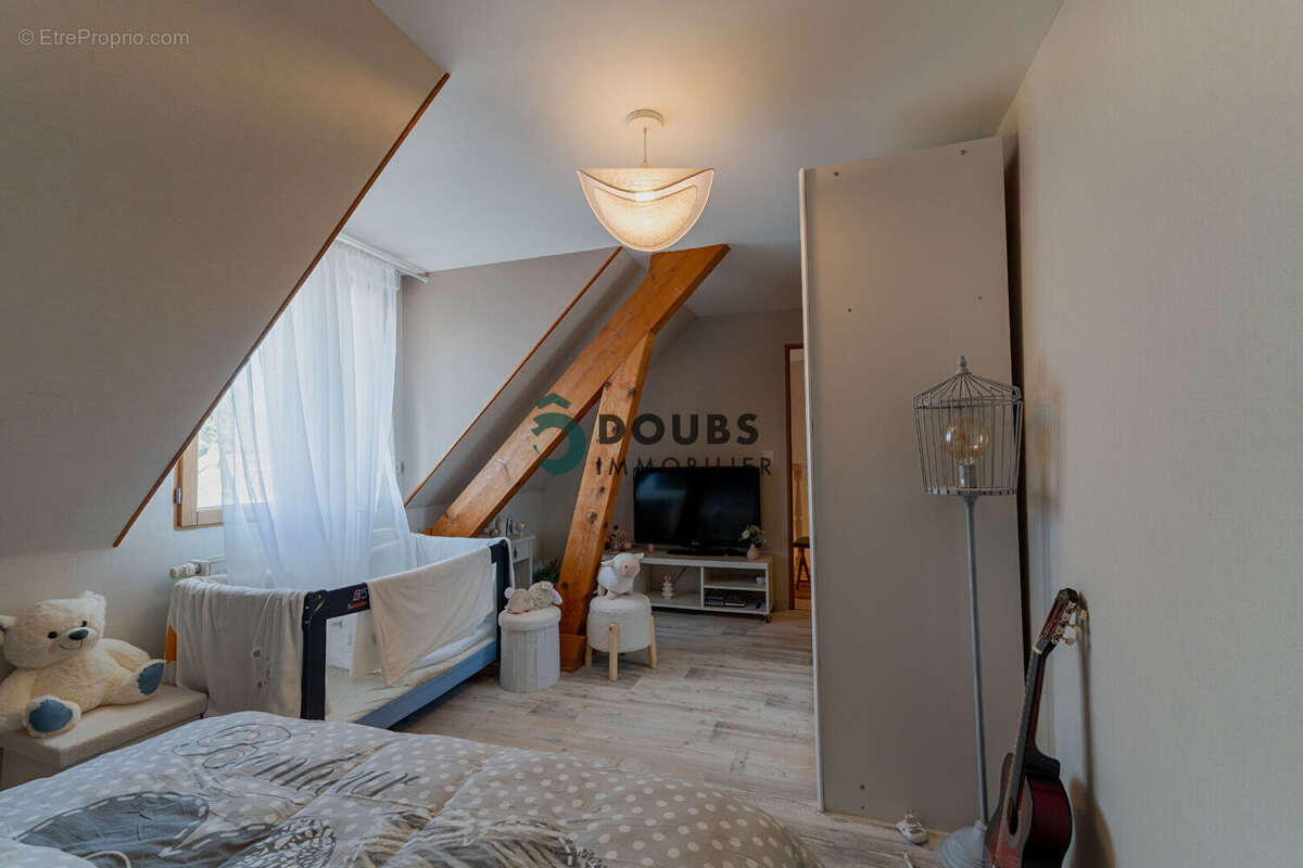 Maison familiale de caractère  a chaffois - photo 12