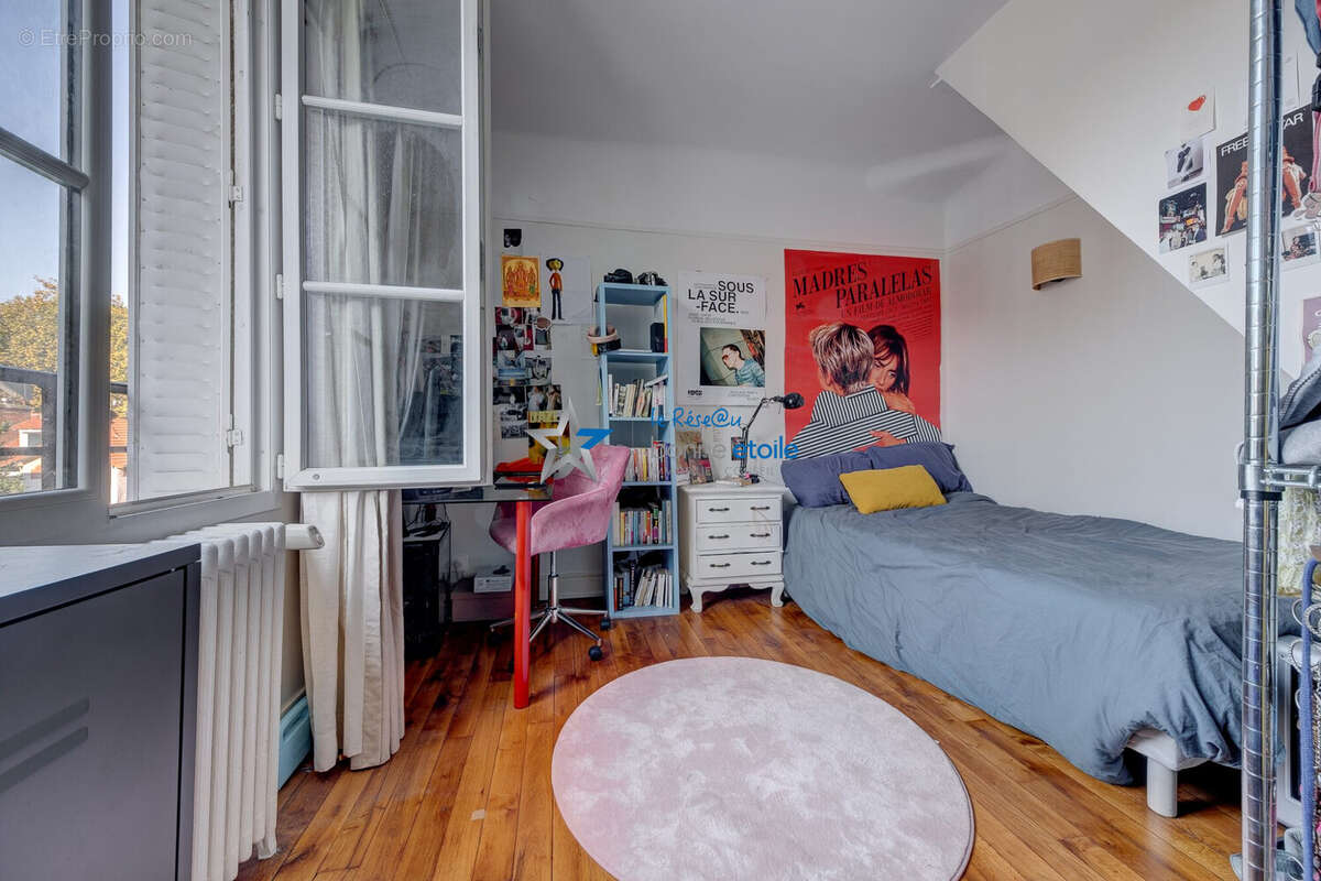 Maison à PARIS-19E
