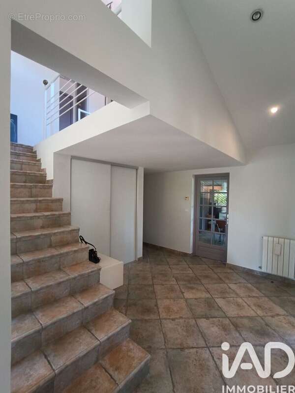 Maison 156 m² à Perpignan  - photo 3
