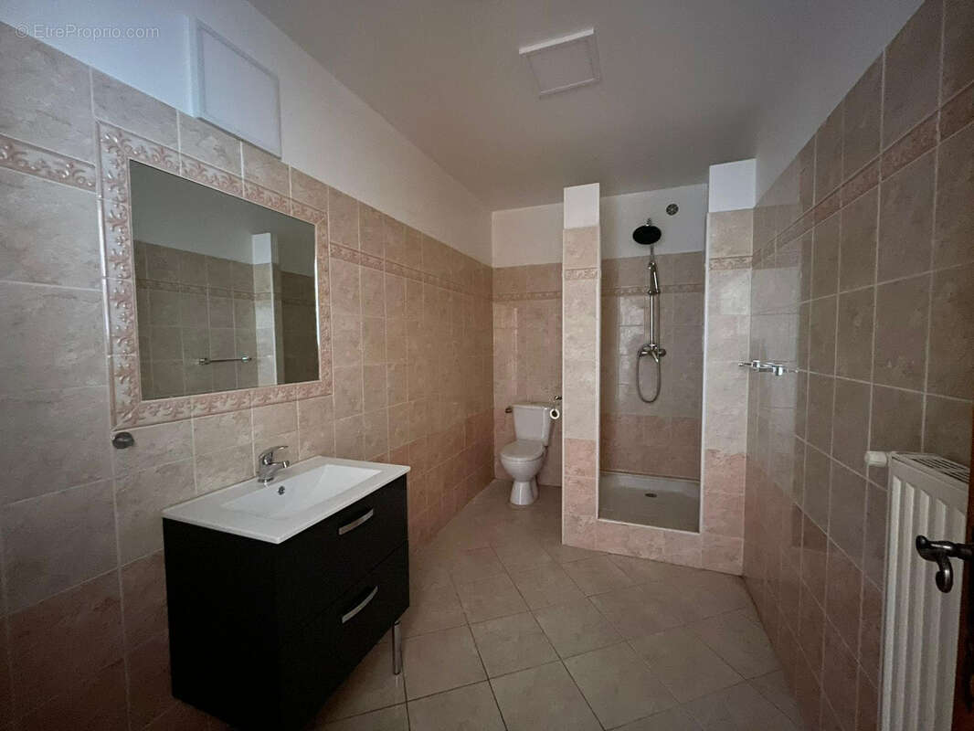 Appartement à PONT-SAINT-ESPRIT