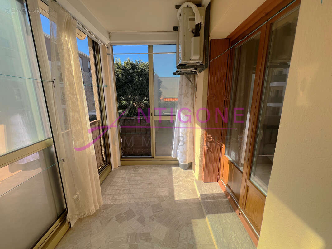 Appartement à SANARY-SUR-MER