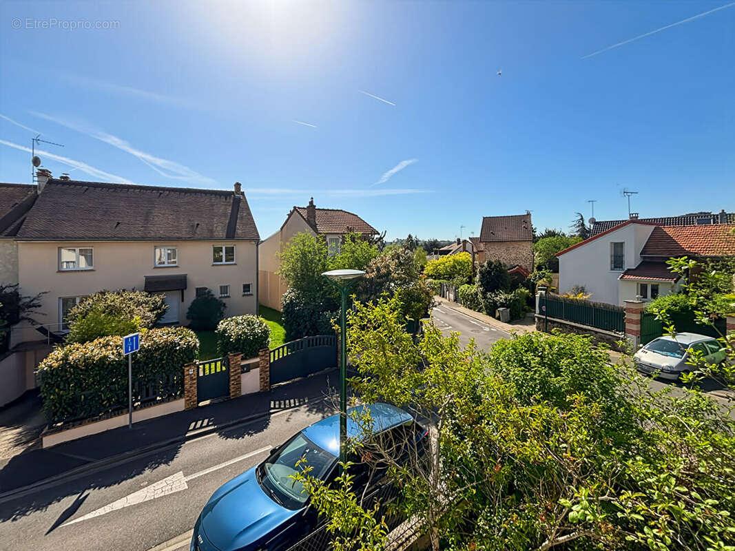 Maison à VERRIERES-LE-BUISSON