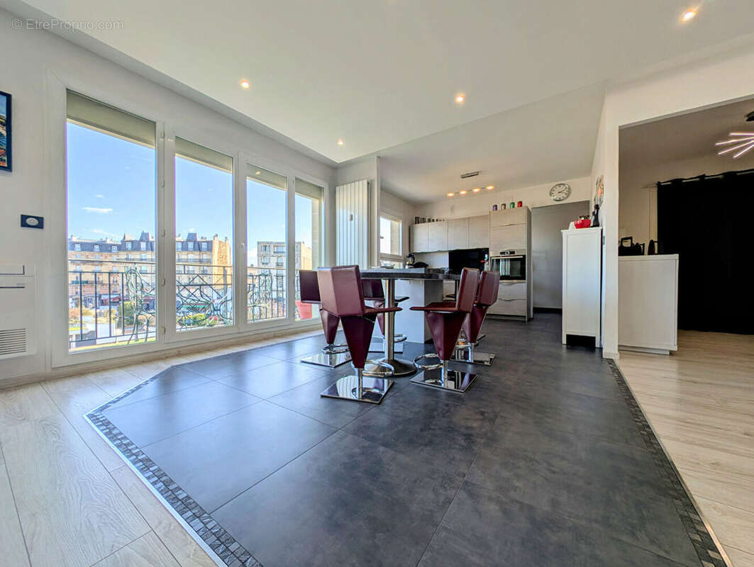 Appartement à MAISONS-LAFFITTE