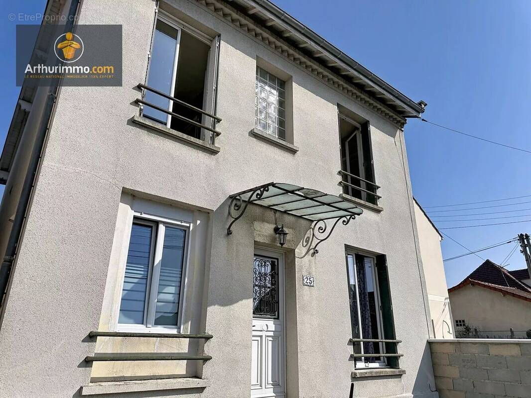Maison à ERMONT