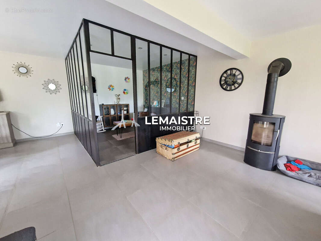 Maison à vendre - A quelques minutes de St-Romain - 212 m² - 5 chambres - Dépendance - photo 8