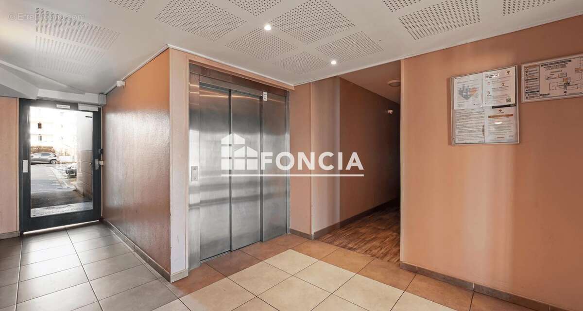 Appartement à VILLENEUVE-SAINT-GEORGES