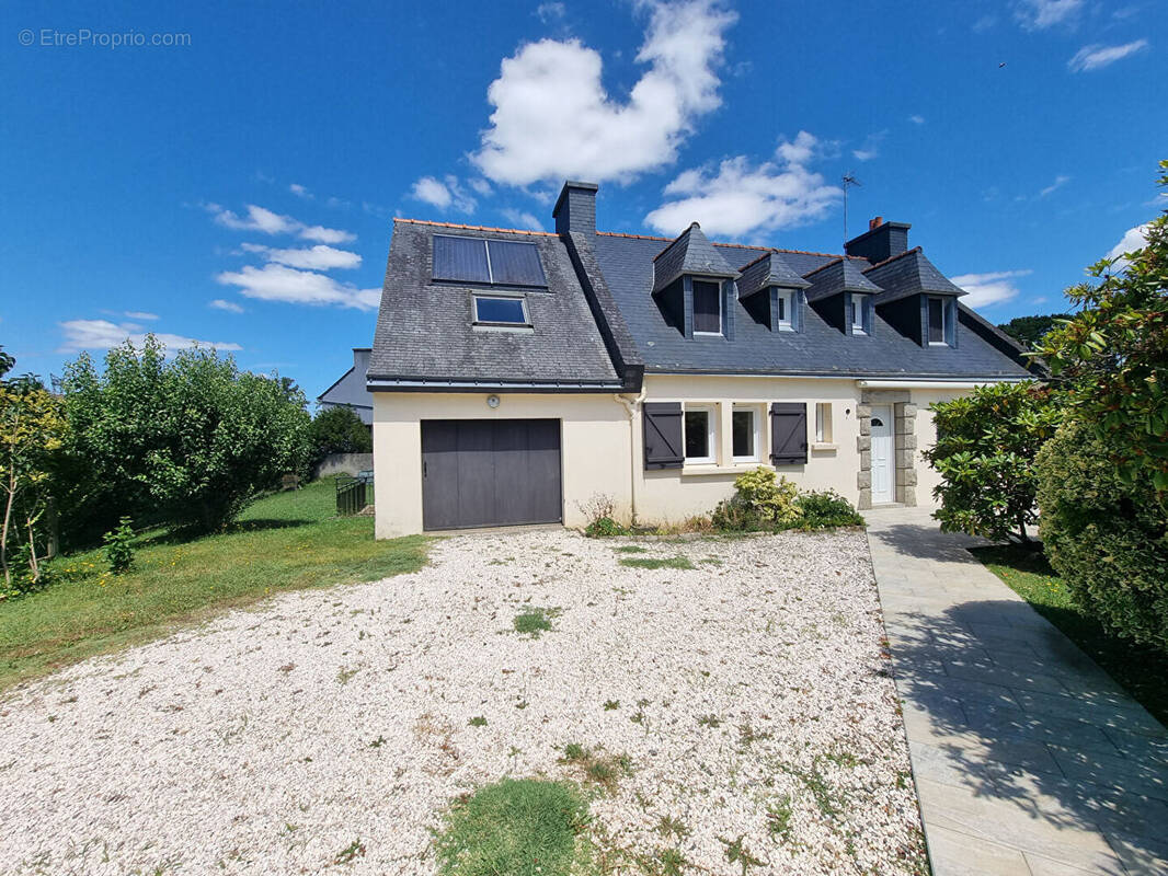 Maison à QUIMPERLE
