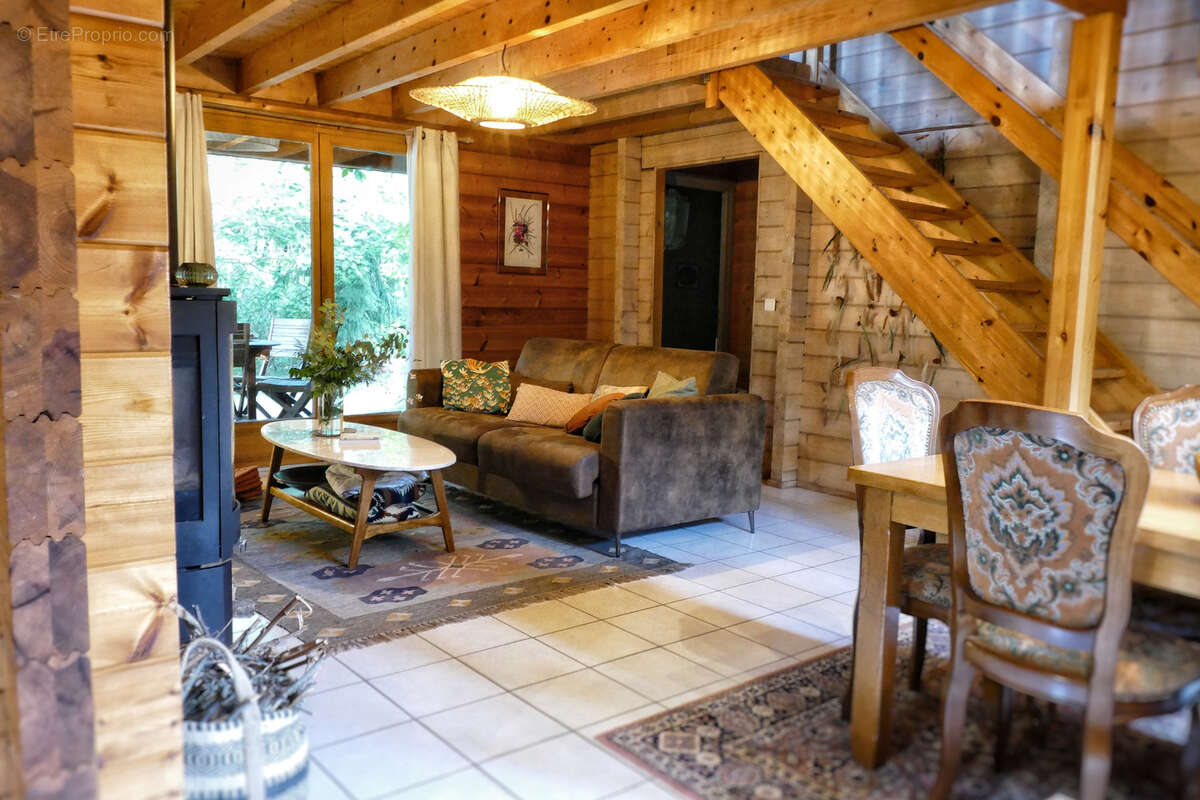 Maison à LE TUZAN