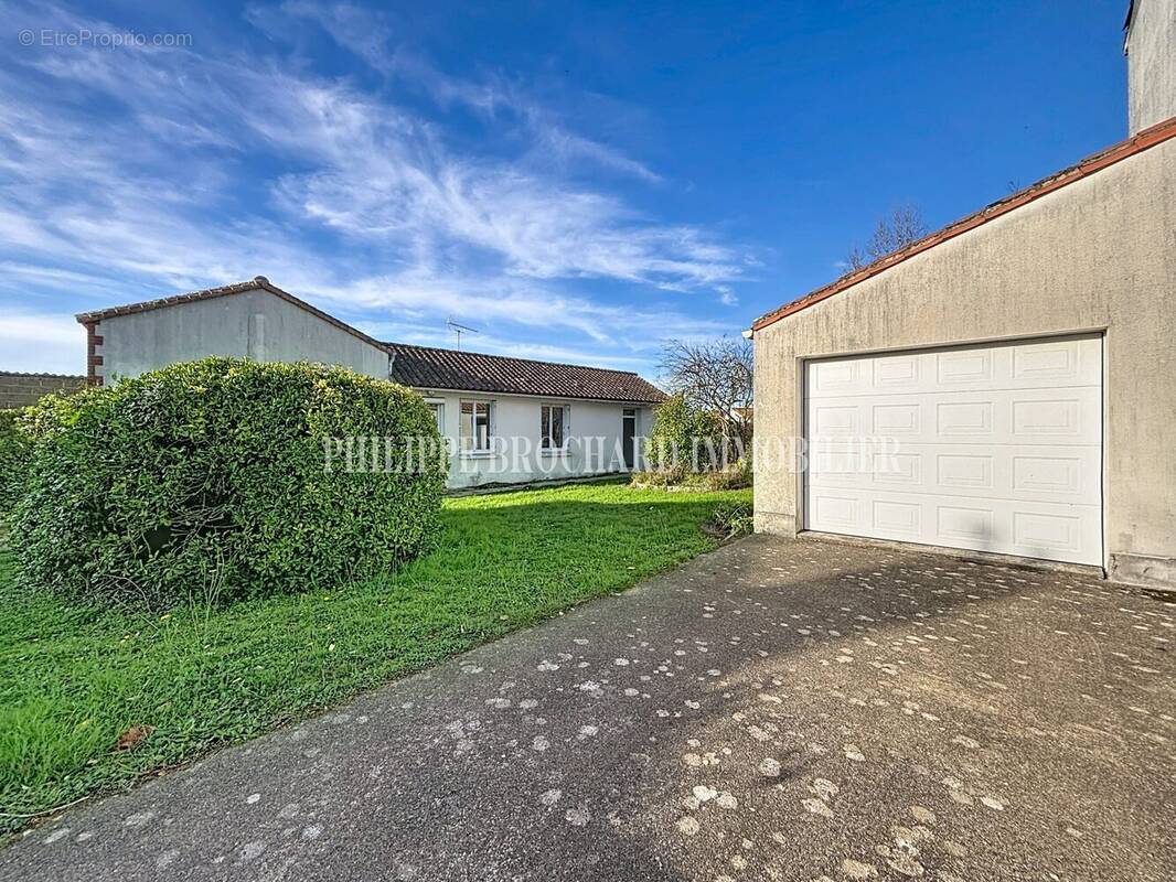 Maison à LE POIRE-SUR-VIE