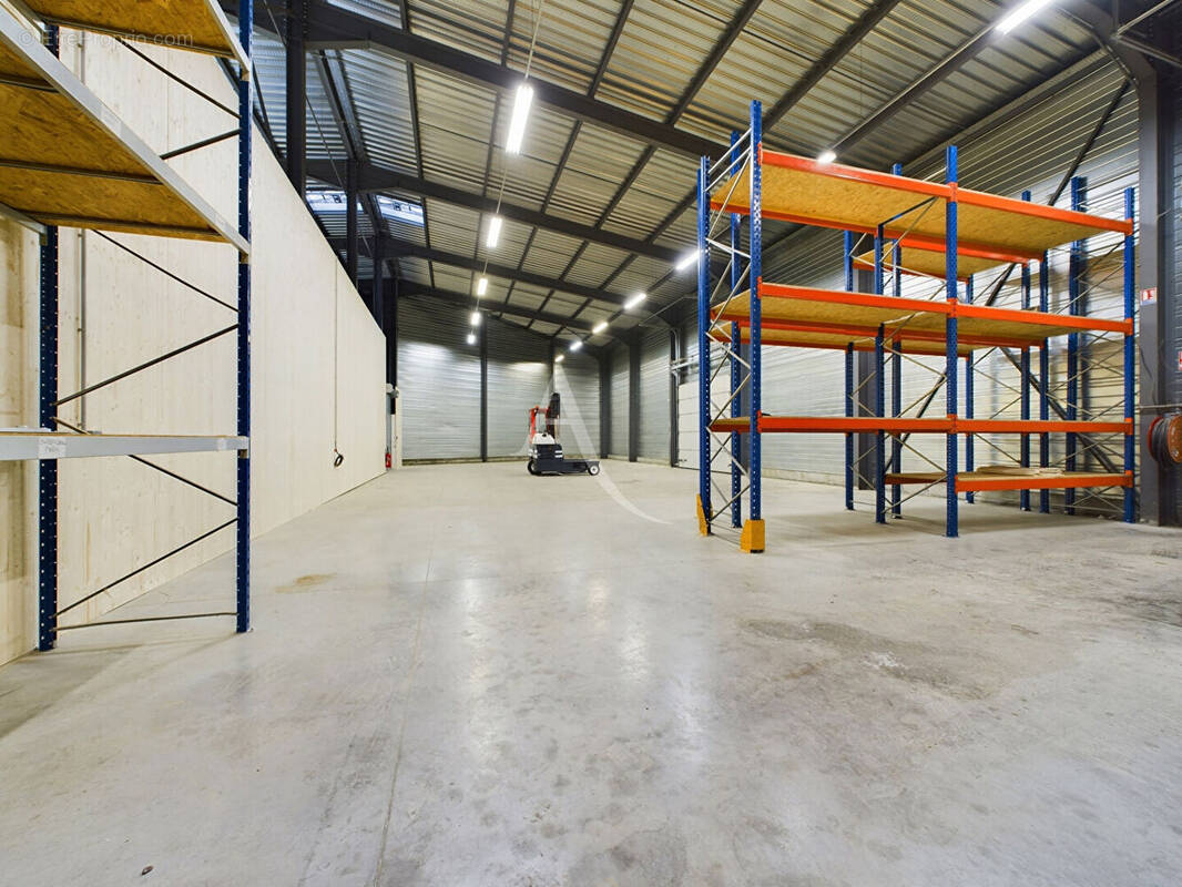 Commerce à LA BALME-DE-THUY