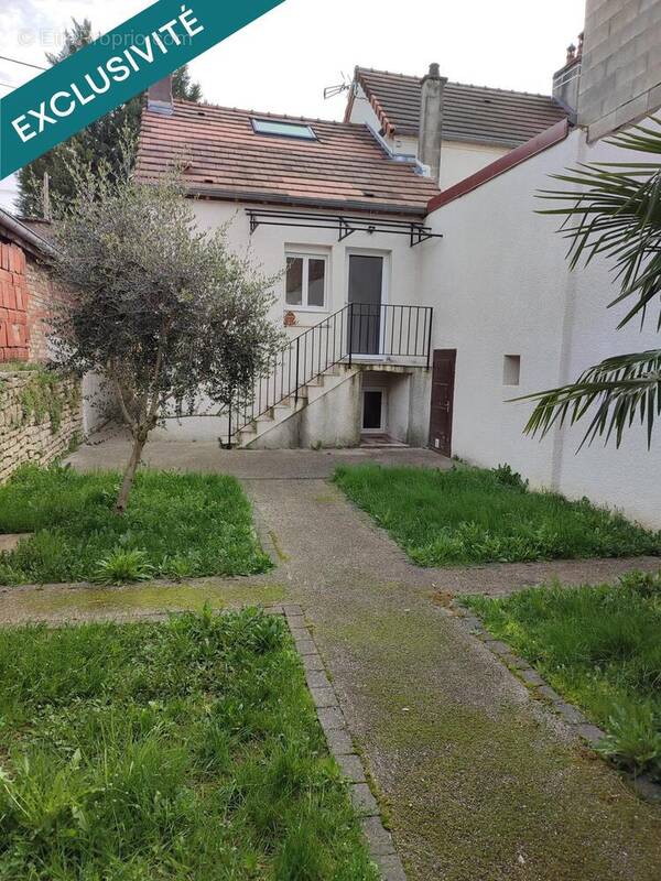 Photo 1 - Maison à DOLE