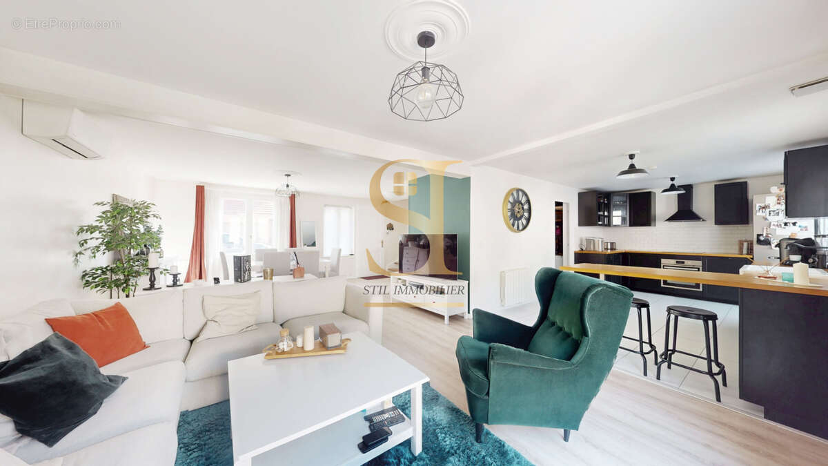 Maison à SOISY-SUR-SEINE