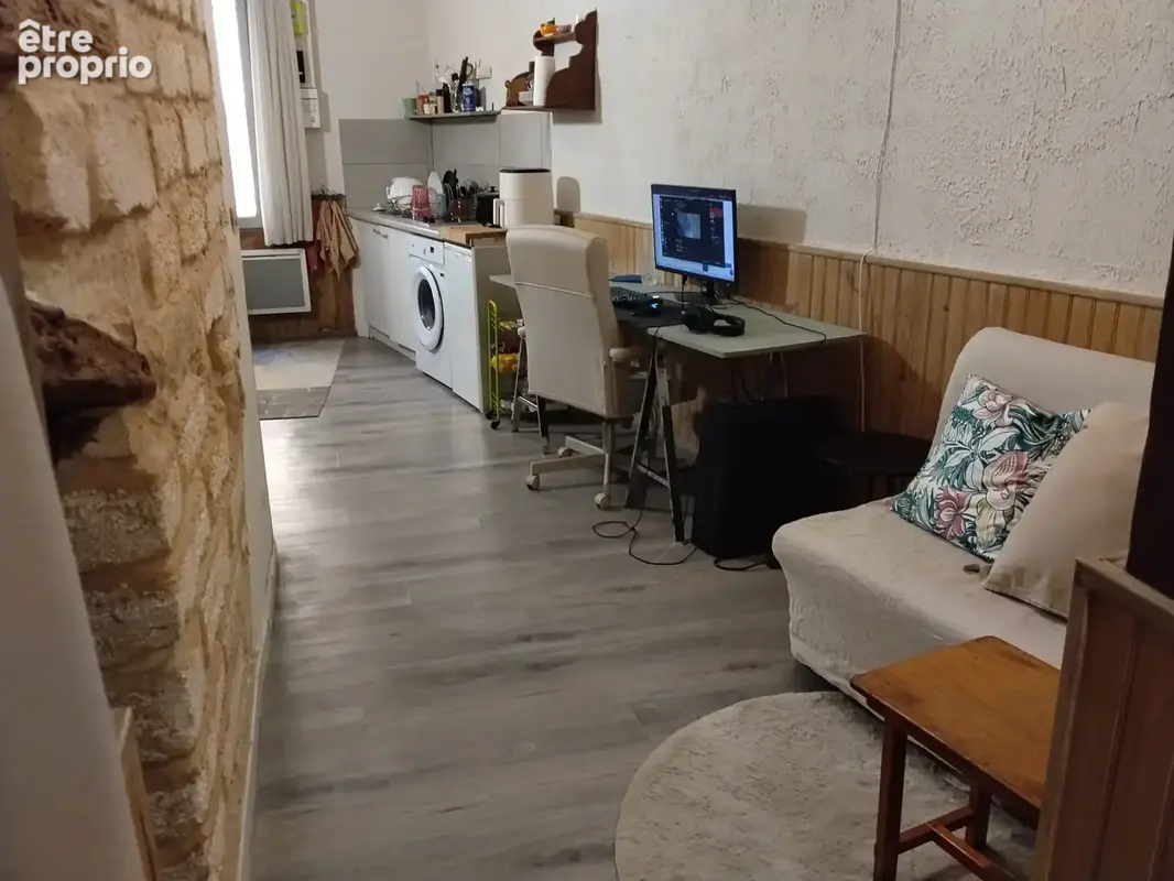 Montpellier C.V , Rue Expert , appartement F2 de  32 m2 proche Beaux Arts - photo 3