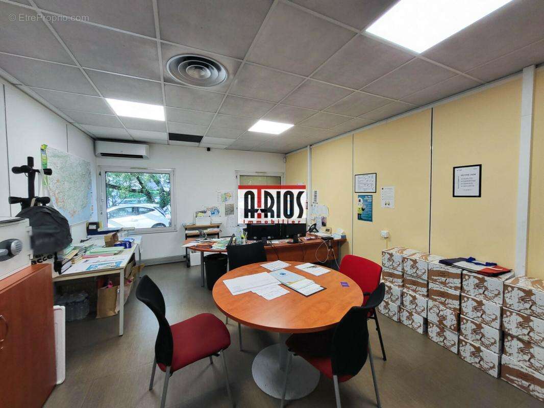 Commerce à LA SEYNE-SUR-MER