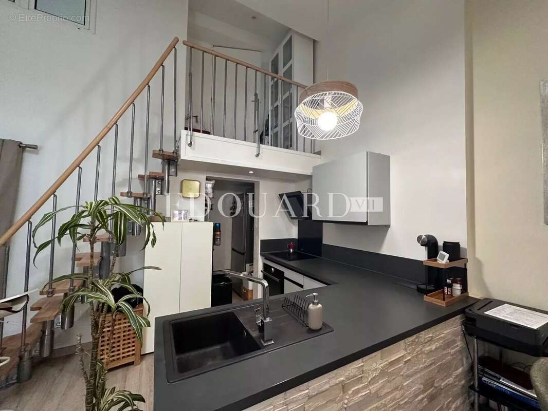 Appartement à LA TURBIE