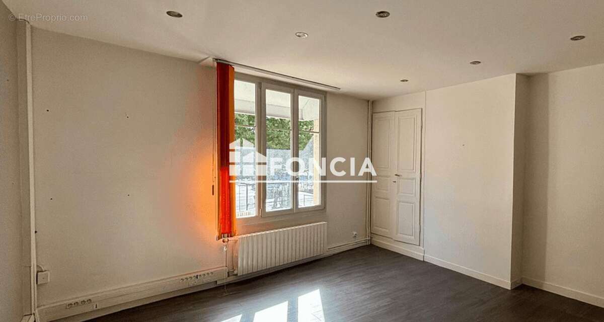 Commerce à CHATELLERAULT