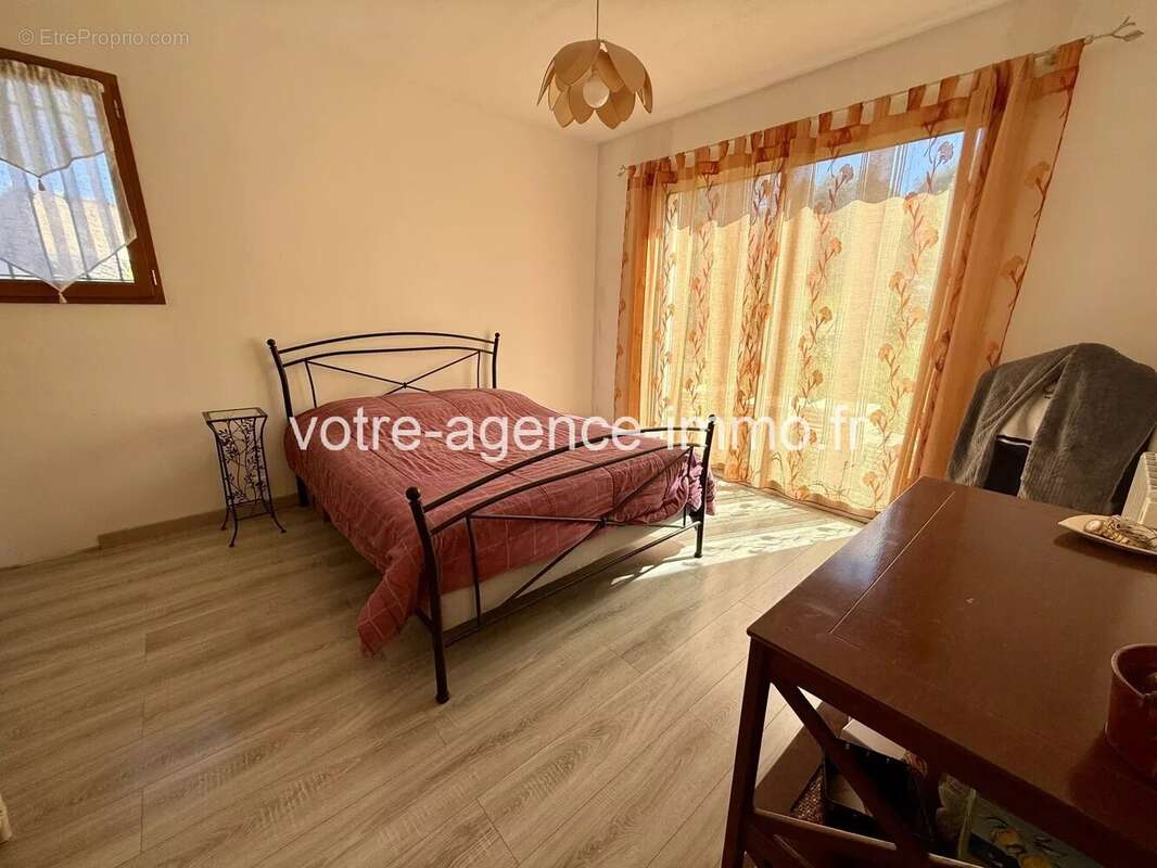 Maison à SAINT-JEANNET