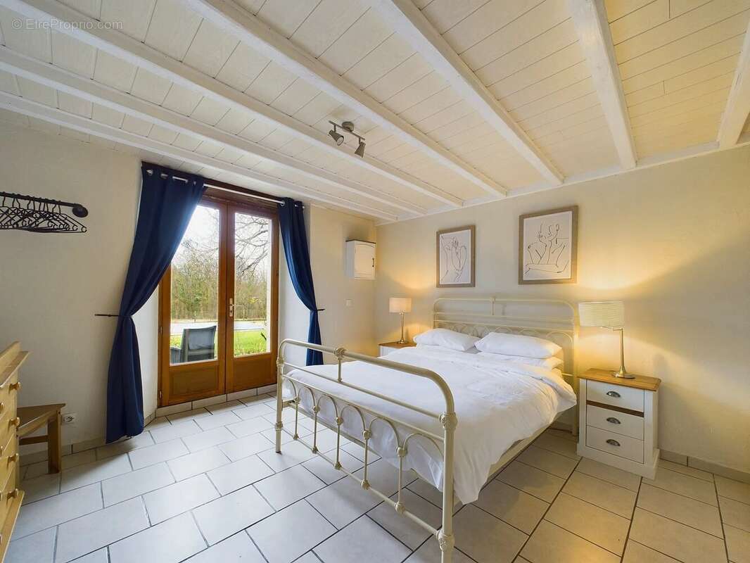 Maison à LES ESSARDS