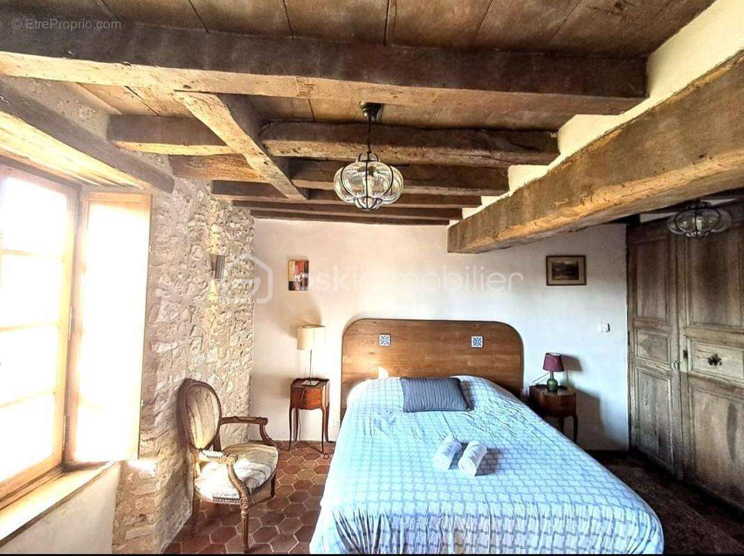Maison à RIVARENNES