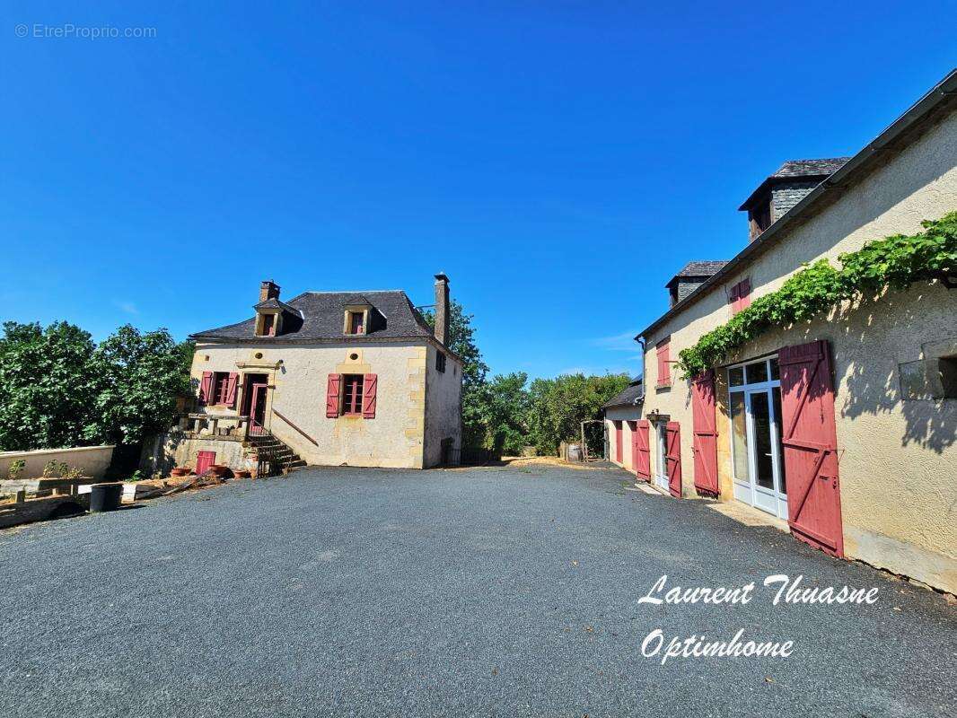 Propriété 30 pièces 980 m² sur 26 hectares de bois et pairies - photo 12