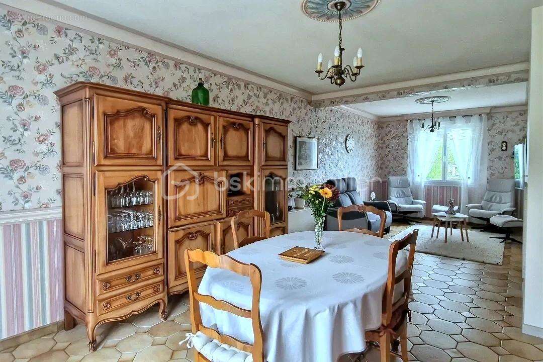 Maison à BEAUCE