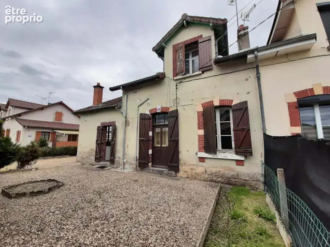 Maison à GUEUGNON