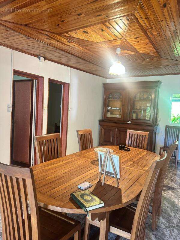 Maison à SAINTE-ROSE