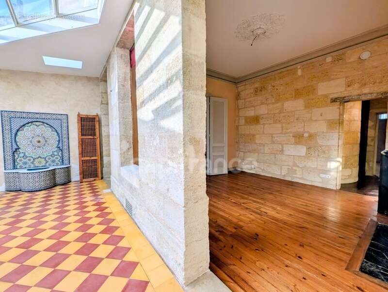 Appartement à BORDEAUX