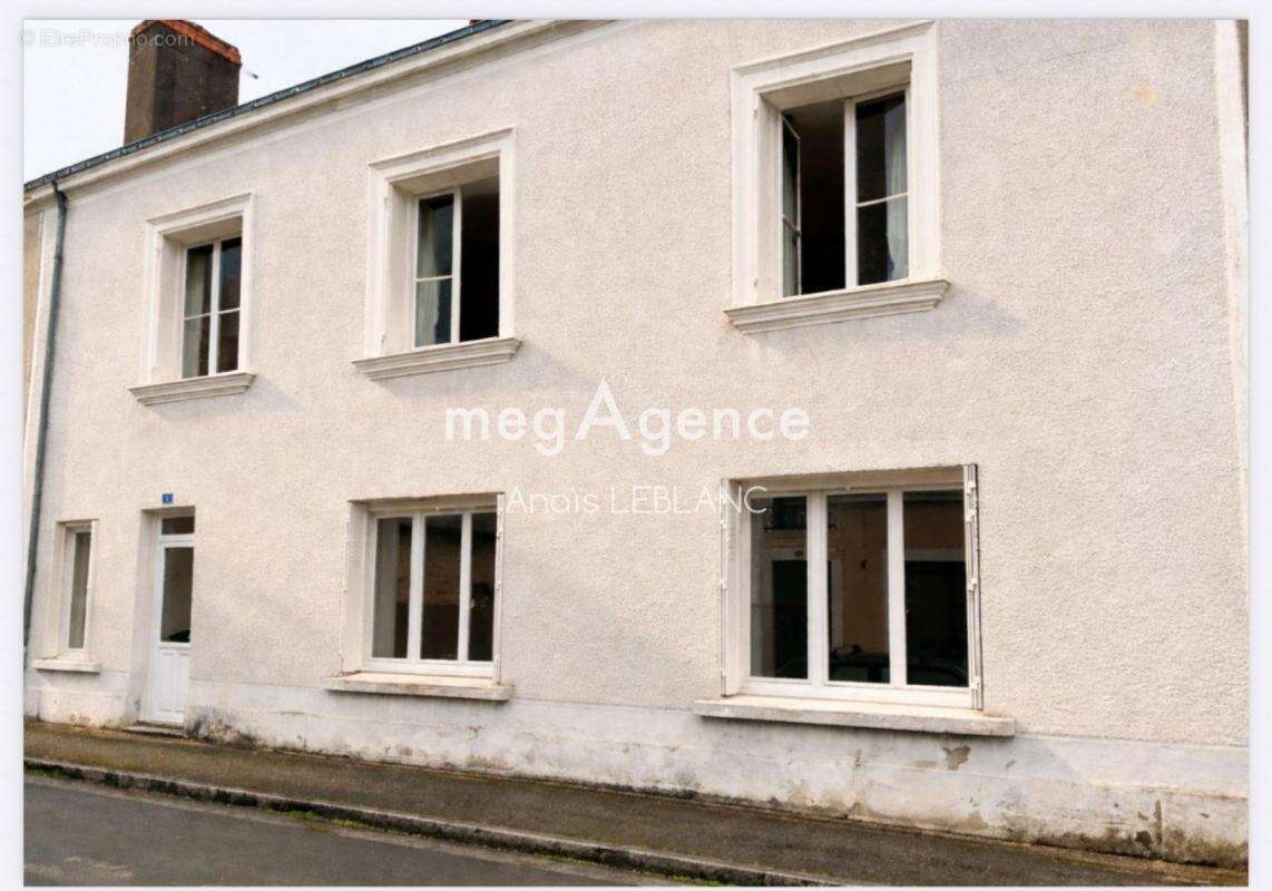 Maison à SAINT-DENIS-D'ORQUES