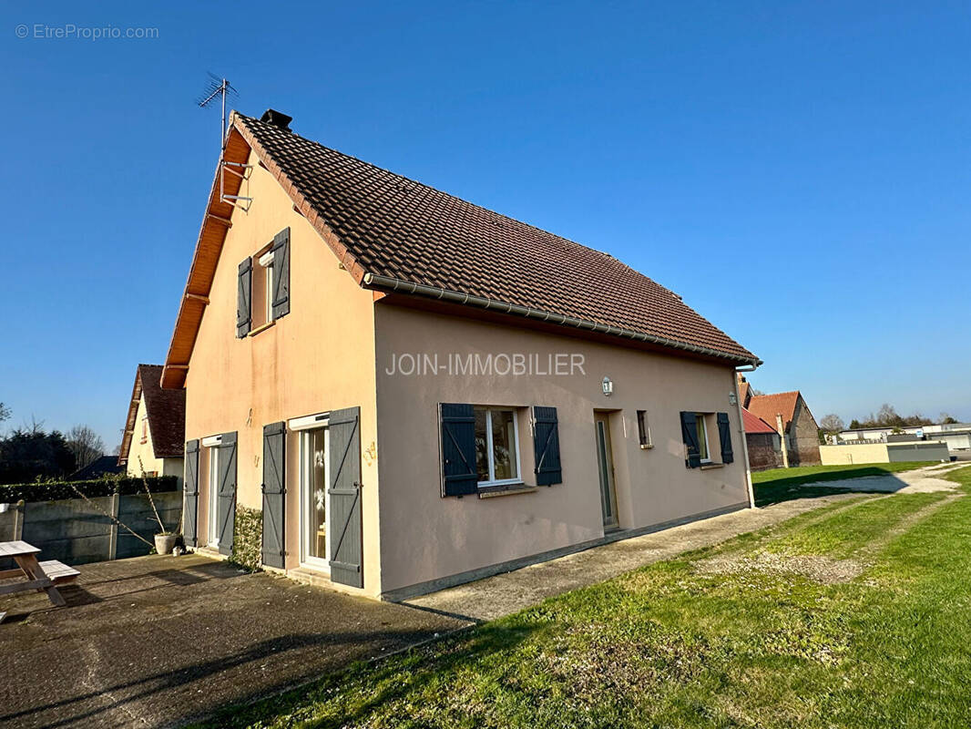 Maison à SAINT-MARTIN-EN-CAMPAGNE