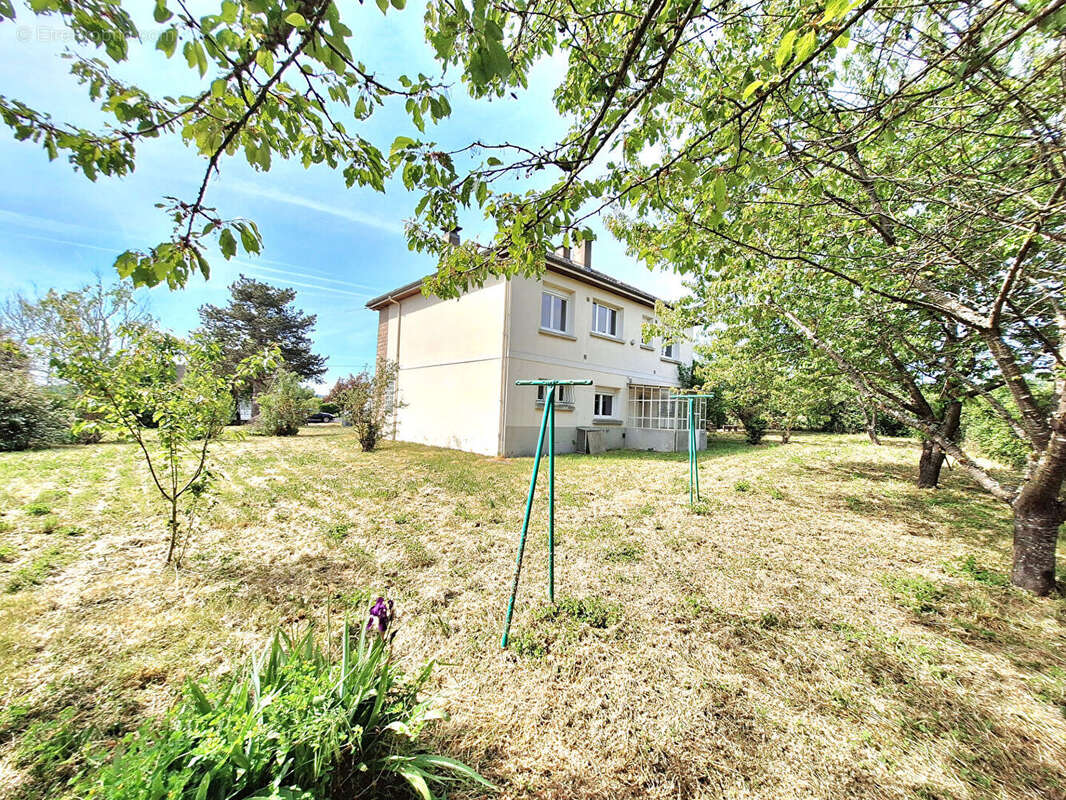 Maison à DOMERAT