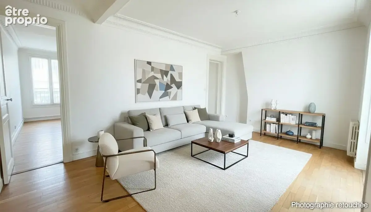 Appartement 3 pièces 56 m² à vendre à Paris-18e (75018) - photo 2