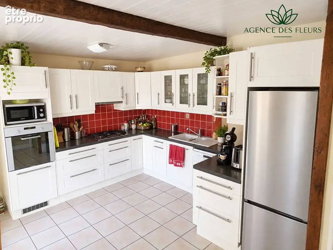 Maison Atypique  de 190 M²  sur 500 M² de terrain - photo 10
