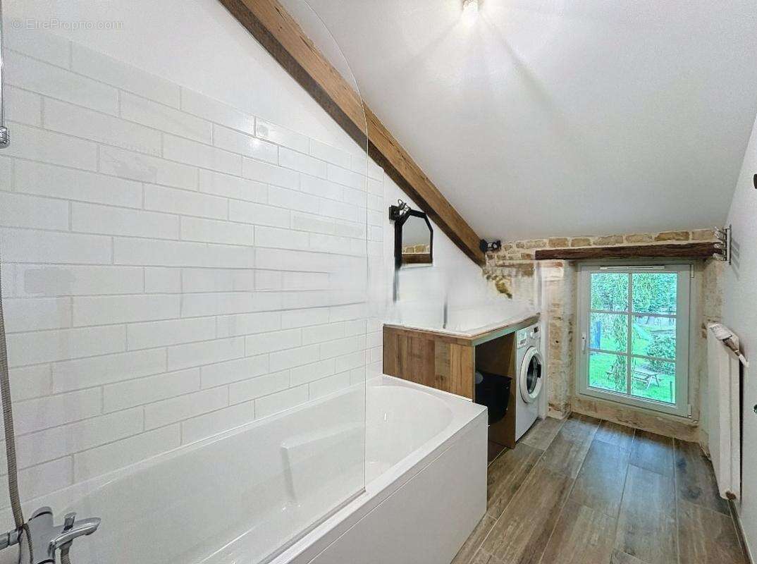 Maison à MAREUIL-SUR-LAY-DISSAIS