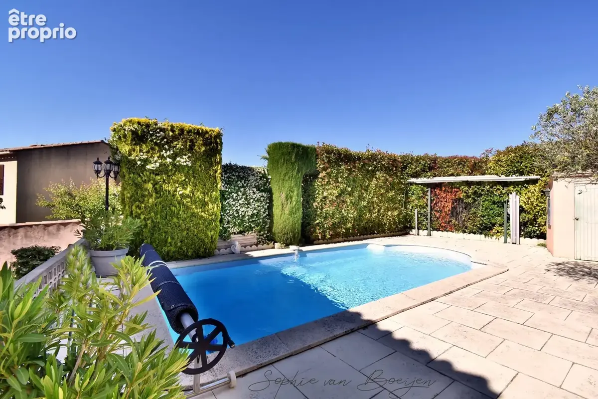 Maison à vendre à pied du village BOUC BEL AIR (13), vue nature, 160 m2, 5 chambres, piscine, jardin 500 m2, sous-sol - photo 11