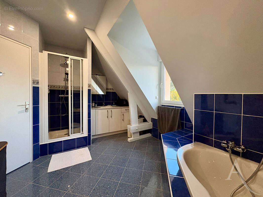 Maison à SAINT-MARTIN-DE-FONTENAY