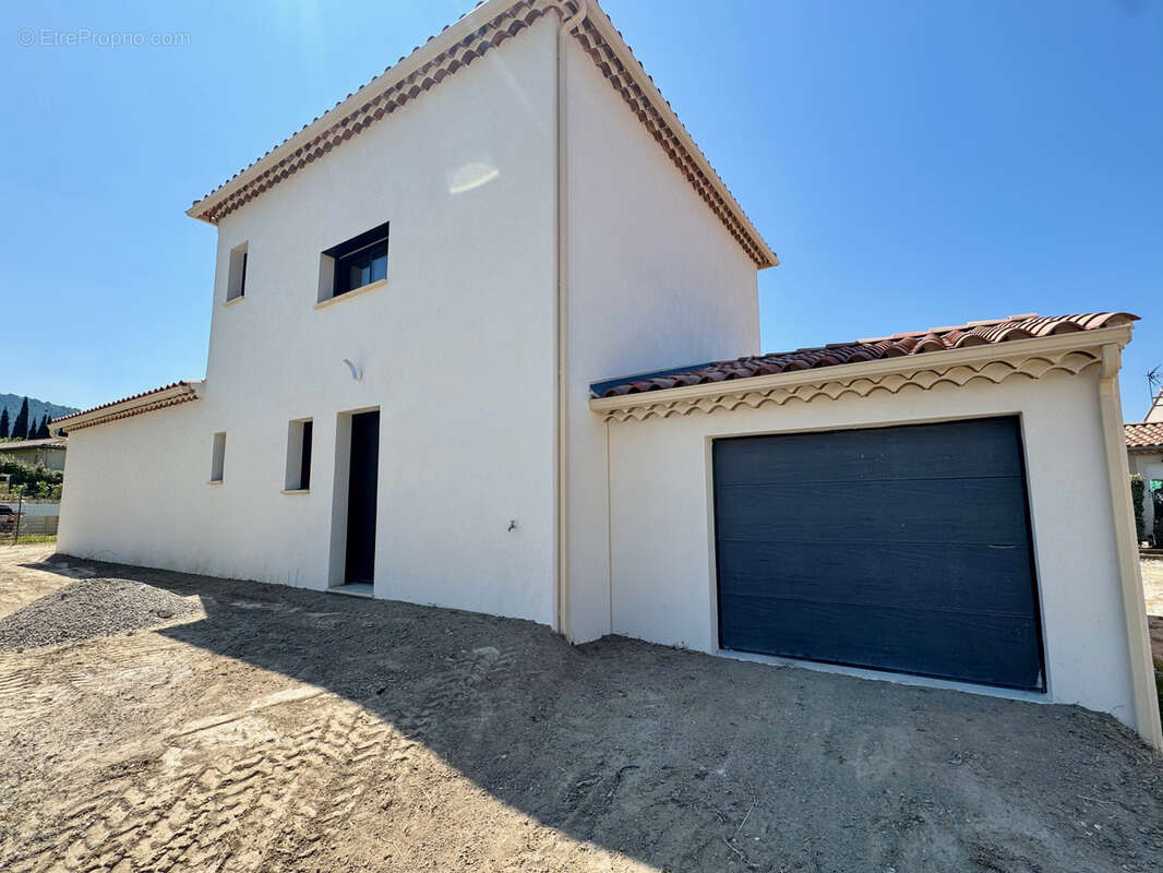 Maison à VAISON-LA-ROMAINE