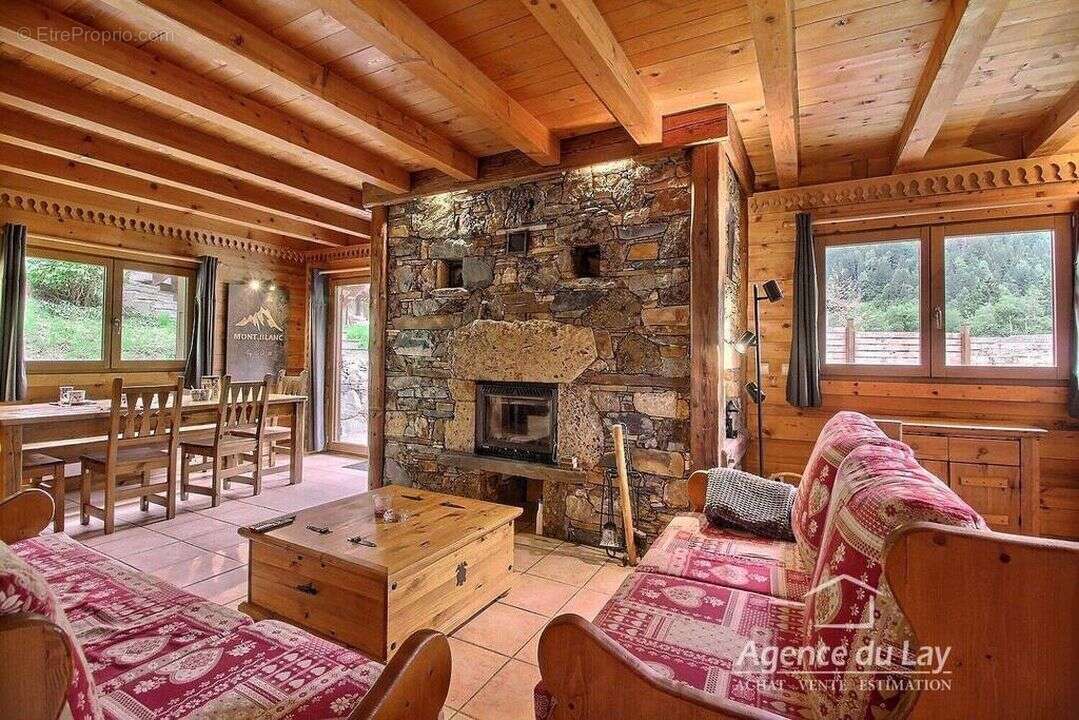 Maison à LES CONTAMINES-MONTJOIE