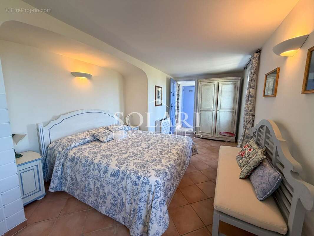 Maison à THEOULE-SUR-MER